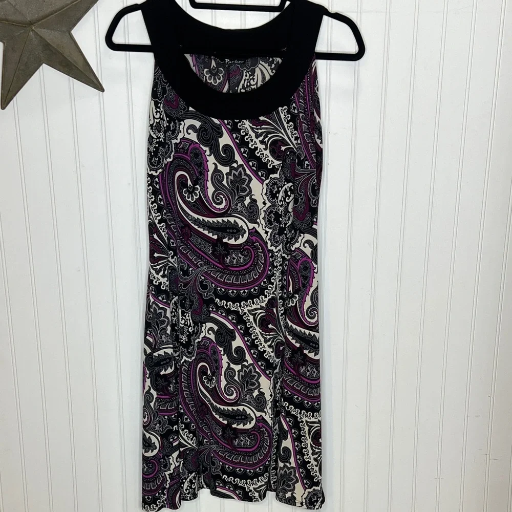 Elegant Paisley Mini Dress in Black, White, and Pink - Picture 11 of 11